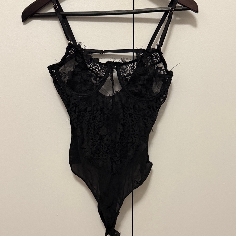 Elegant Black Lace Tank Top